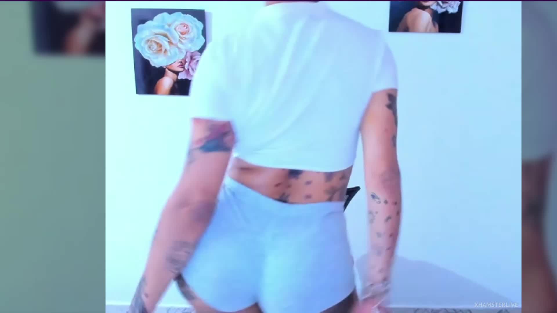 Move that huge ass